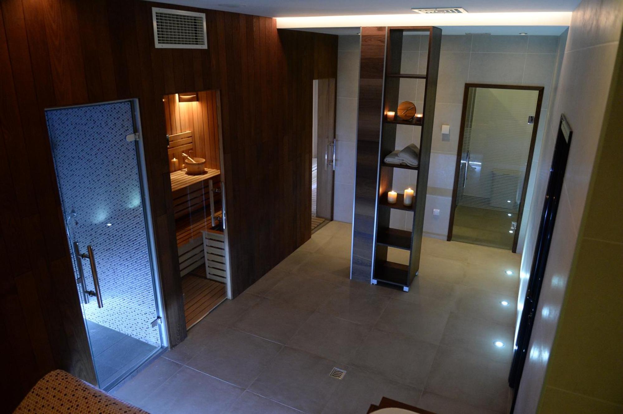 زلاتيبور Hotel Mons المظهر الخارجي الصورة