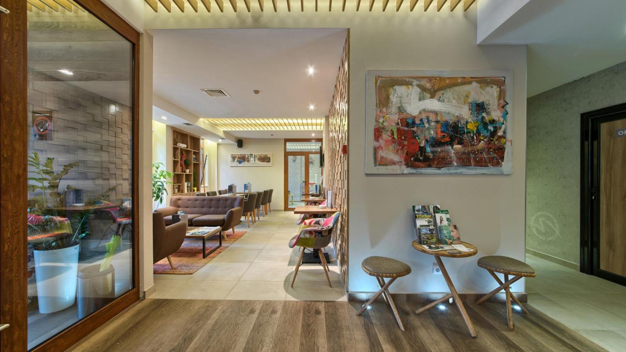 زلاتيبور Hotel Mons المظهر الخارجي الصورة