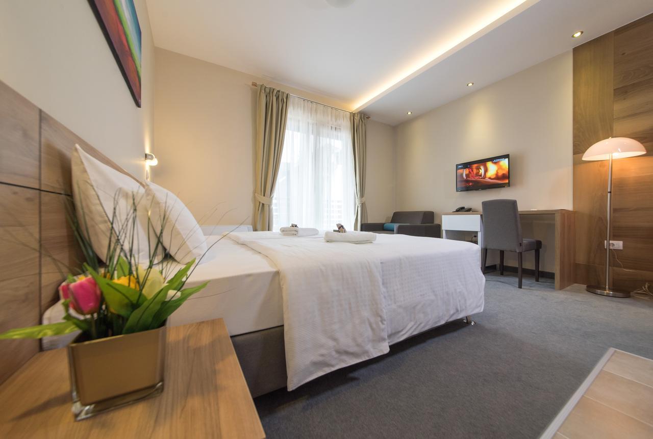 زلاتيبور Hotel Mons المظهر الخارجي الصورة